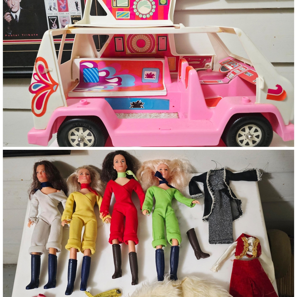 Pink and Red Convertible Car with Fashion Dolls